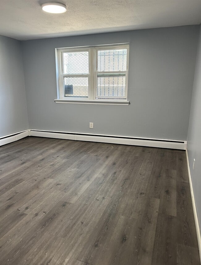 Building Photo - 158 Greenville Ave