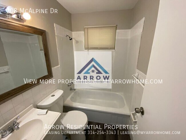 Building Photo - 208 Mc Alpine Dr