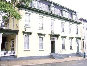 Building Photo - 212-214 Summit Ave