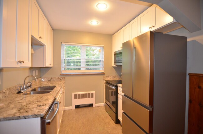 Foto del edificio - 6834 Park Ave