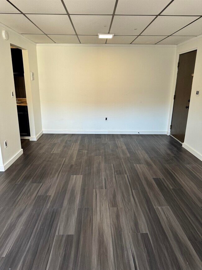 Building Photo - 210 Bergenline Ave