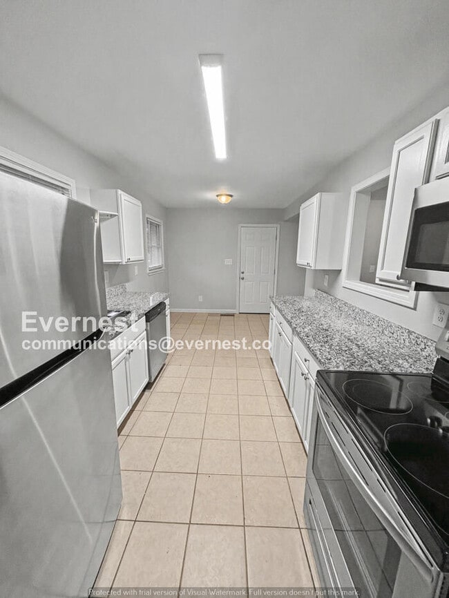 Building Photo - 3927 Hwy 81