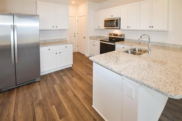 Building Photo - 126 Maple Spring Trl