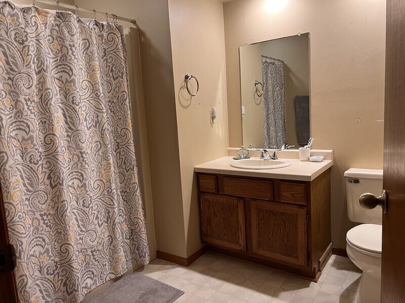 Primary Photo - 1265 Brookwood Dr