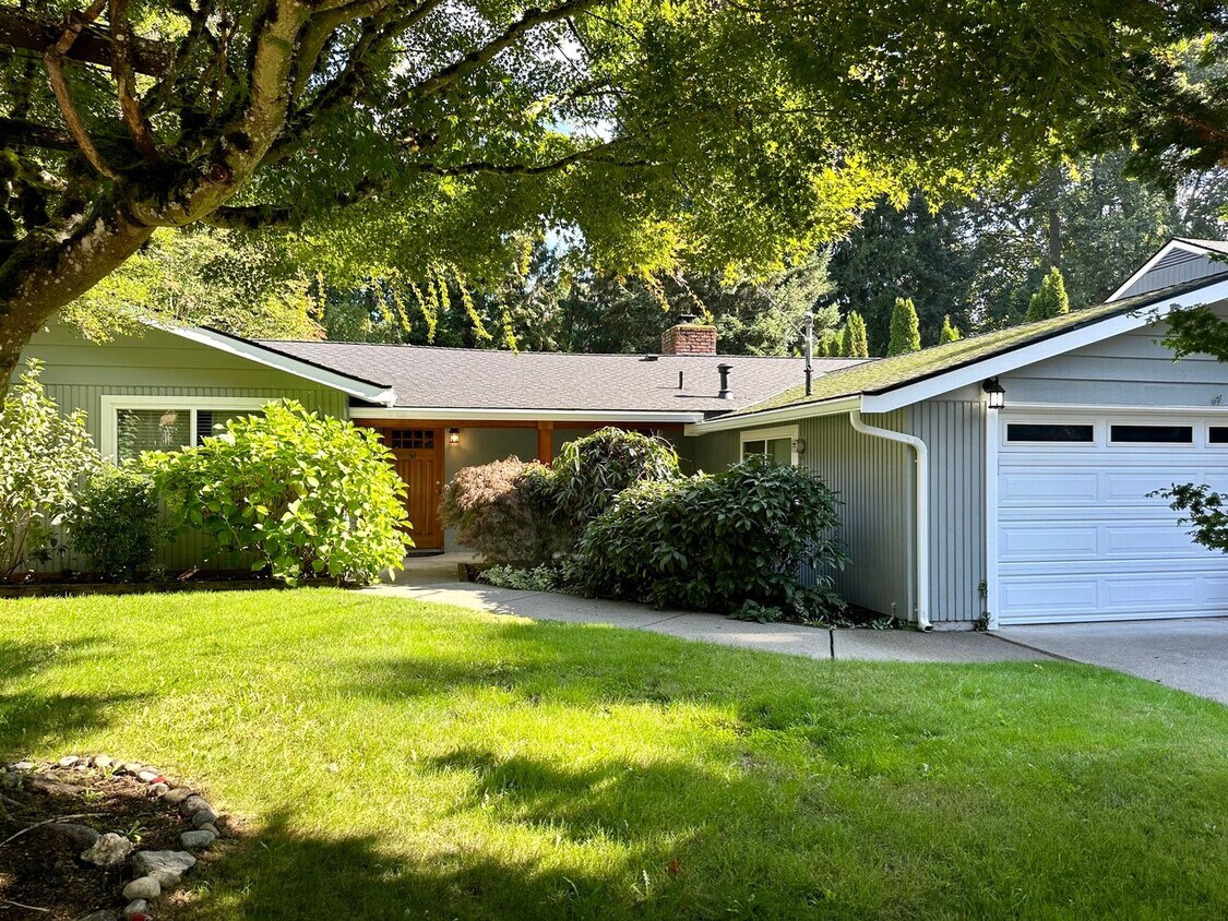 4536 88th Ave SE, Mercer Island, WA 98040 House Rental in Mercer
