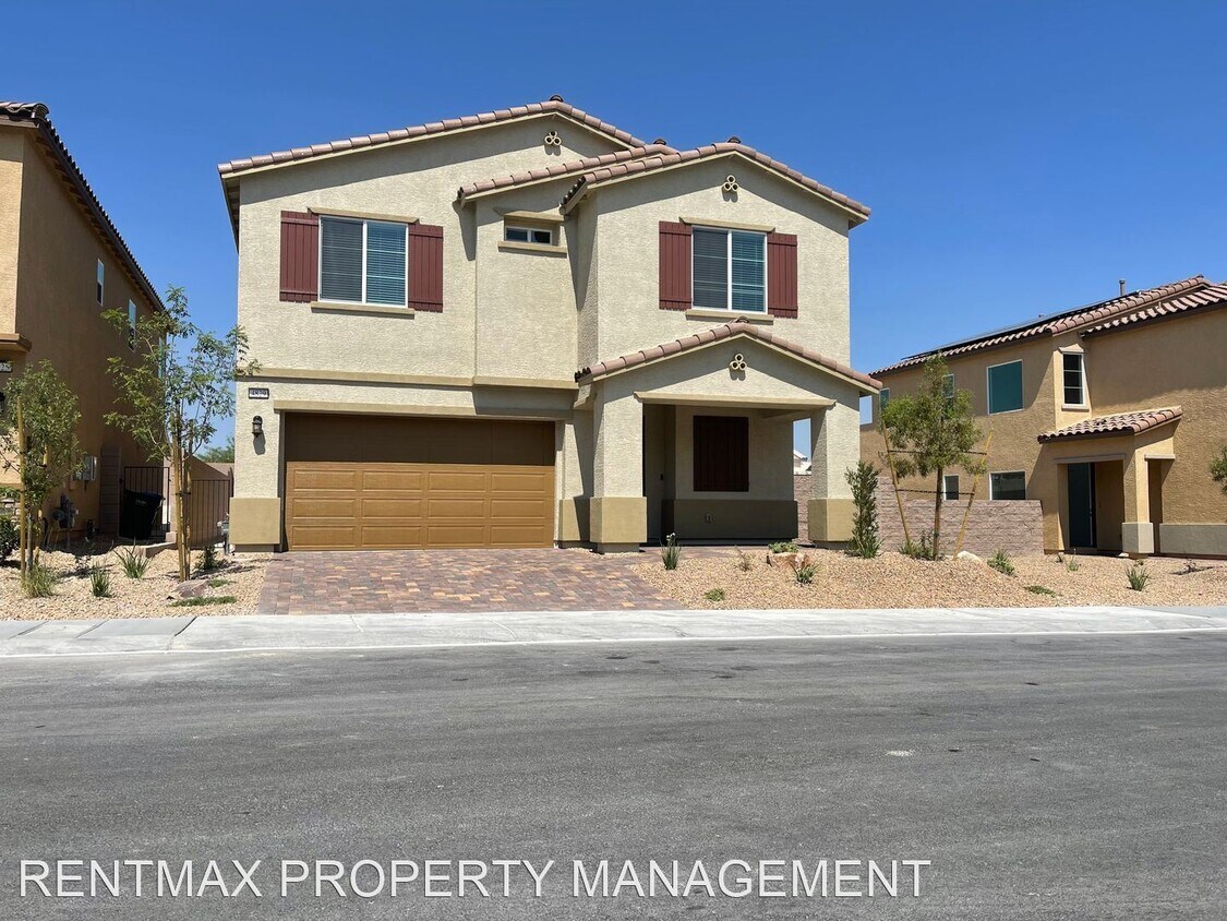 Foto principal - 3 br, 2.5 bath House - 4829 ROYAL MAGNOLIA ST