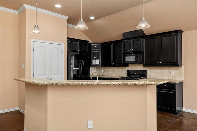 Foto del edificio - 4208 Carnes Ct S