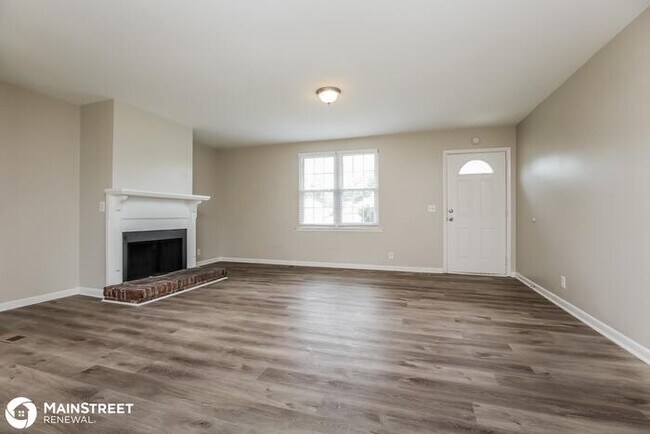Foto del edificio - 6350 SUNNYSIDE DR, MURFREESBORO, TN 37129