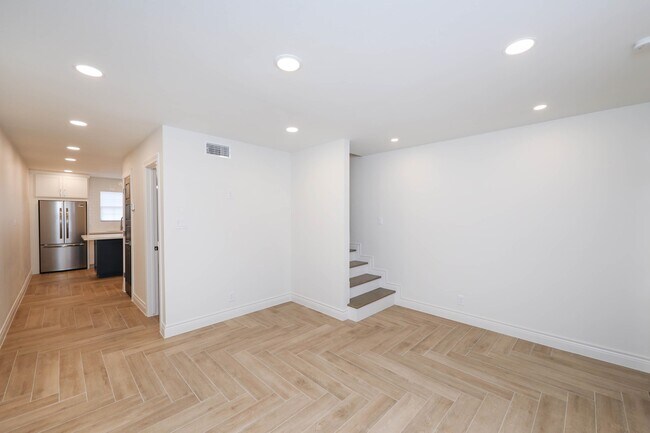 Foto del edificio - 102 Belaire Dr