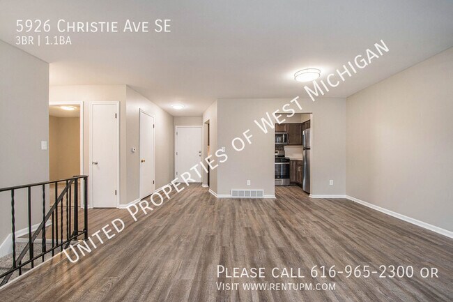 Building Photo - 5926 Christie Ave SE