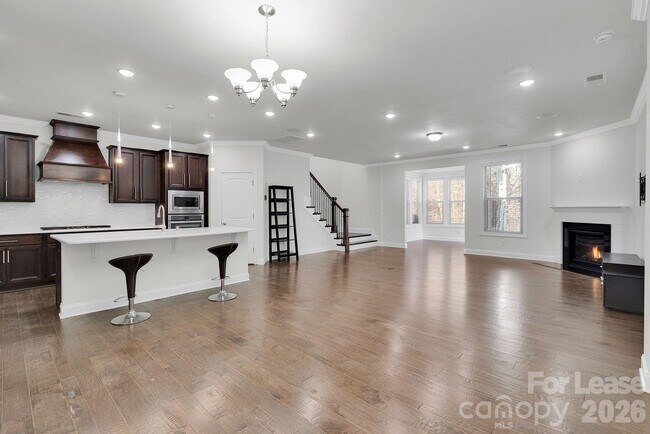 Foto del edificio - 11715 Clems Branch Dr