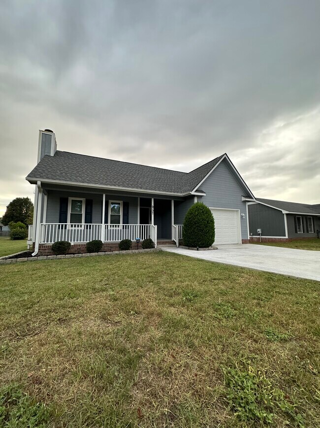 Foto del edificio - 6721 Winthrop Dr