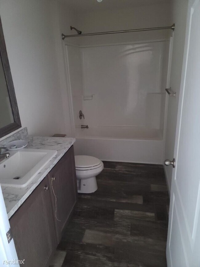 Building Photo - 3 br, 2 bath Mobile Home - 44 Claremont St