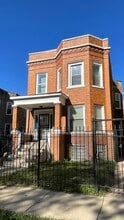 Building Photo - 1344 E 72nd Pl