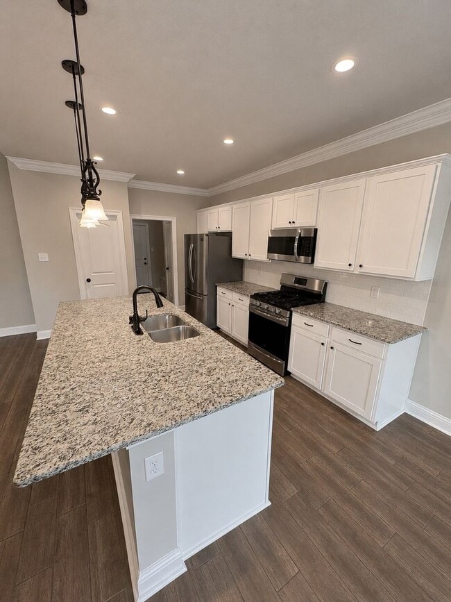 Building Photo - Willow Heights