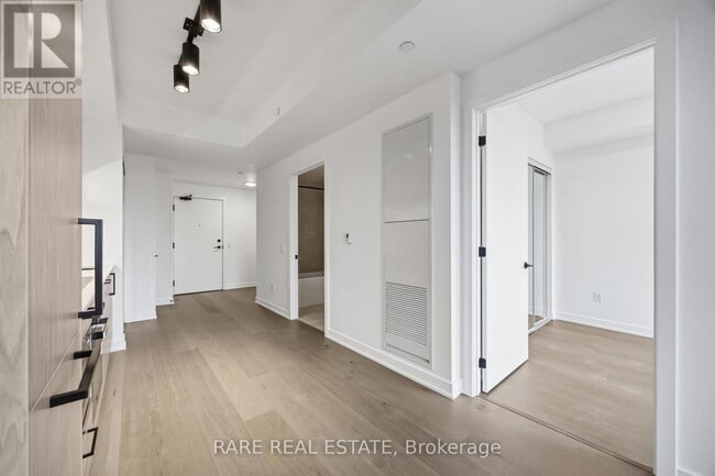 Building Photo - 91 Montclair Ave
