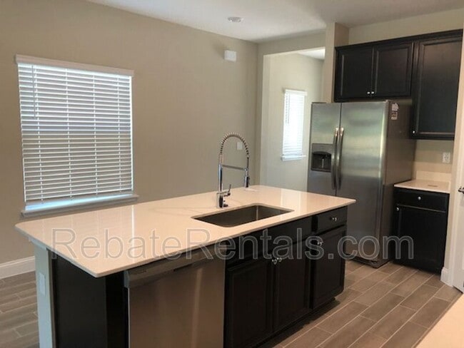 Building Photo - 308 Sweet Oak Wy