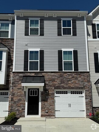 Building Photo - 4509 Briarhaven Dr