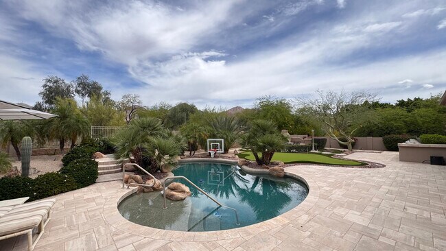 Building Photo - 12838 E Altadena Dr
