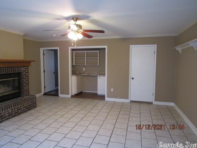 Building Photo - 714 Farris Rd