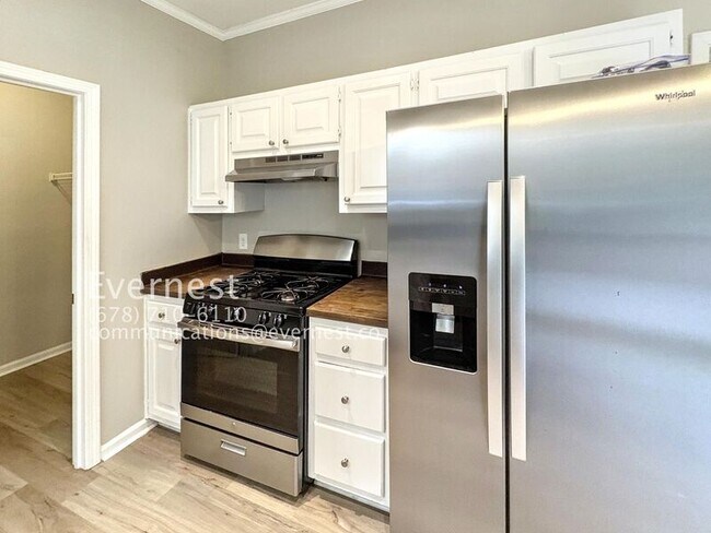 Foto del edificio - 68 Guthrie Pl