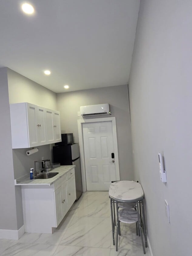 Building Photo - 13995 SW 154th St