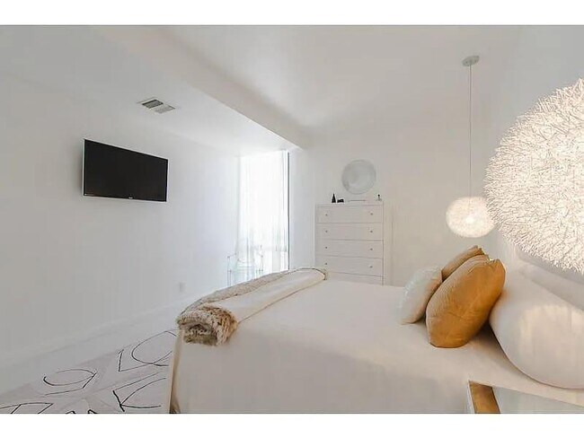 Foto del edificio - 145 15th St NE