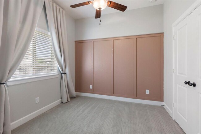 Foto del edificio - 9407 Oakheath Canyon Ct