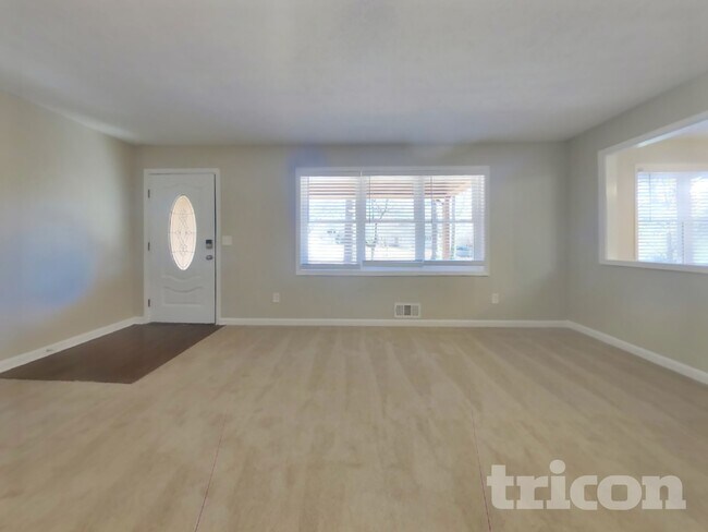 Building Photo - 2083 Skyhawk Ln