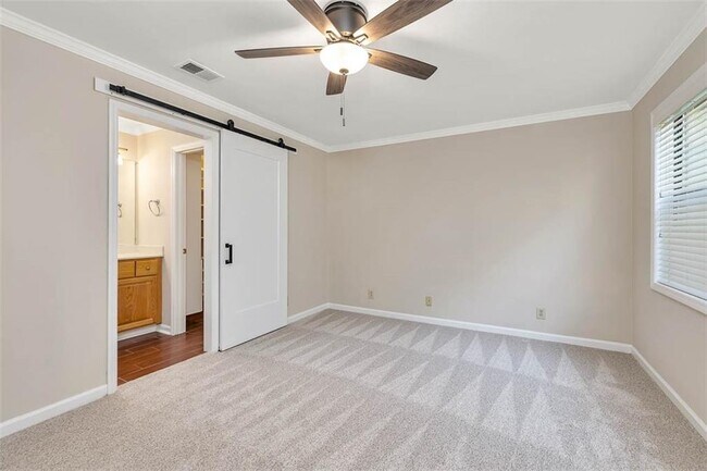 Building Photo - 605 Harbour Oaks Dr
