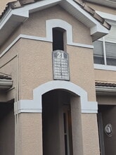 Building Photo - 10479 Villa View Cir