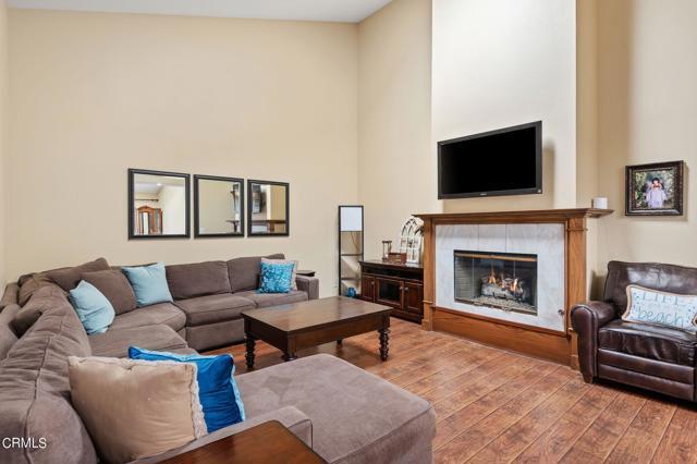 688 Beachport Dr  