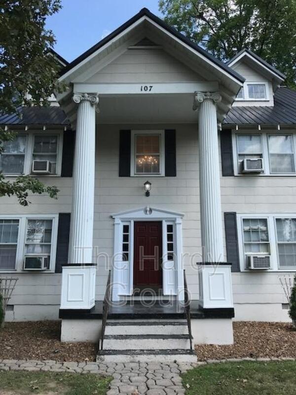 Foto del edificio - 107 S Anderson St