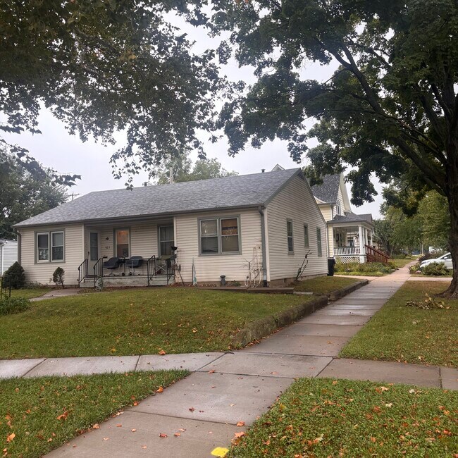 Foto del edificio - 923 SW 8th Ave