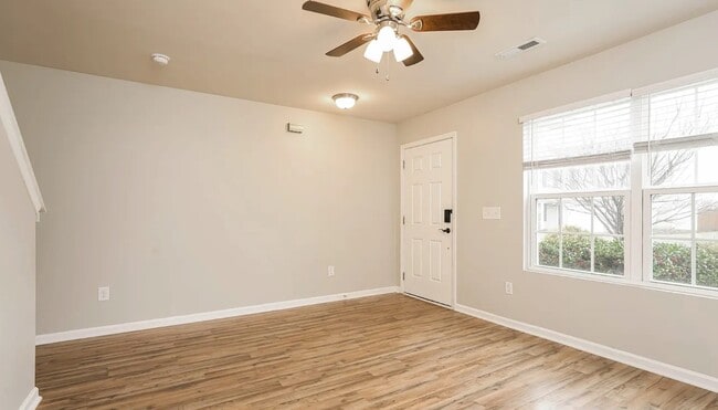 Building Photo - 3985 Shallowcreek Ct