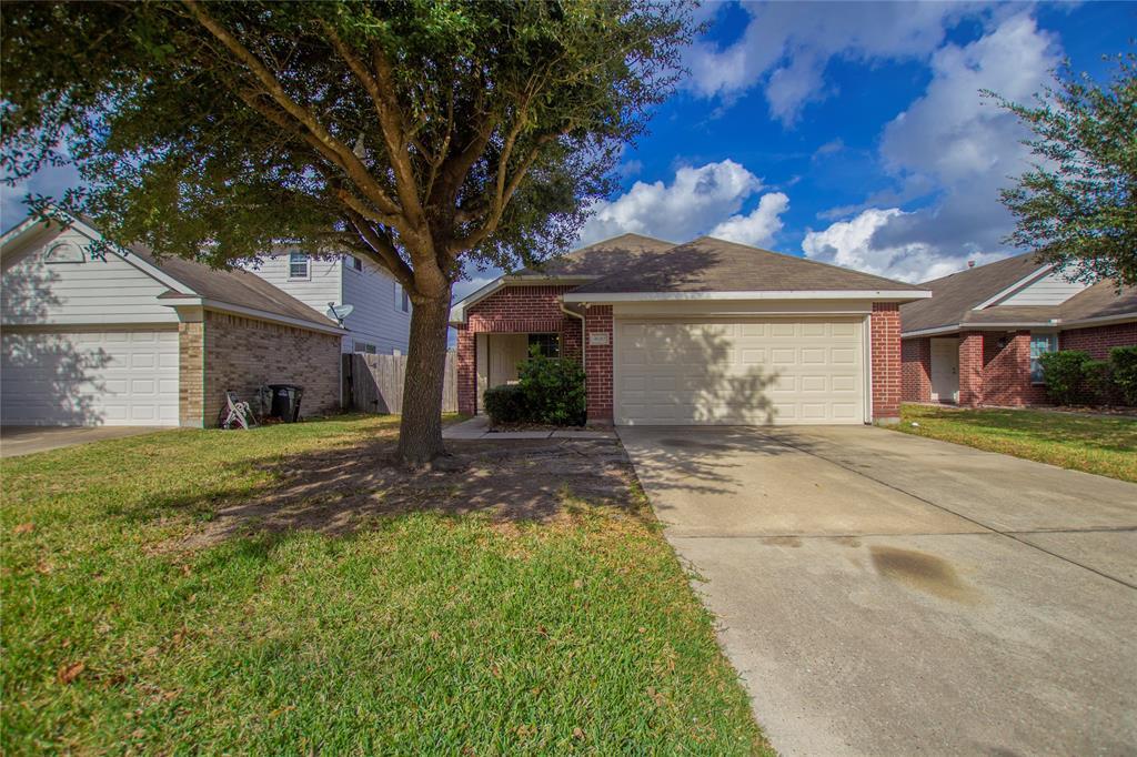 9023 Aspen Trace Ln, Humble, TX 77338 House Rental in Humble, TX