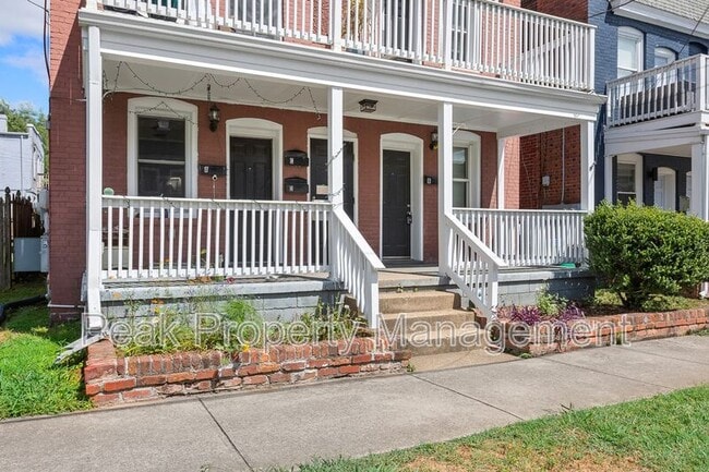 Building Photo - 604 N 32nd St