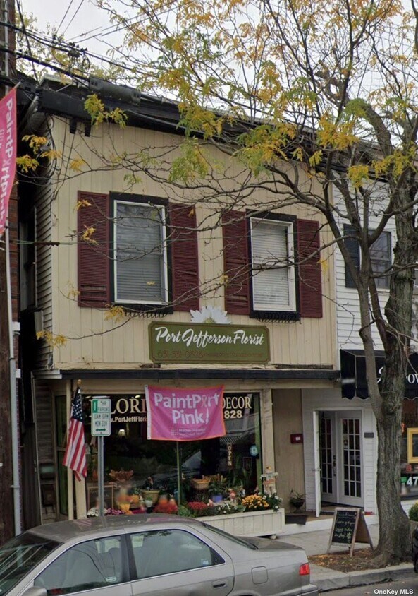 Primary Photo - 410 Main St