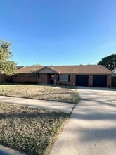 Building Photo - 3607 Sinclair Ave