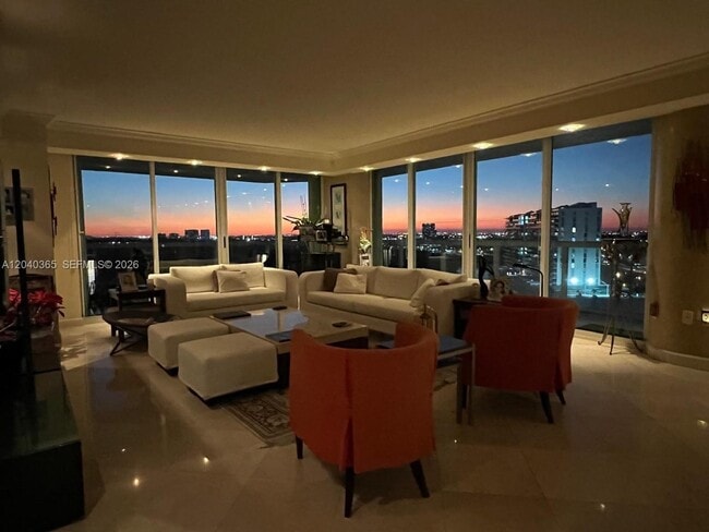 Building Photo - 16500 Collins Ave