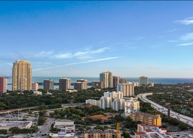 Foto del edificio - 1010 SW 2nd Ave