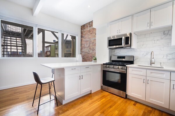 Foto del edificio - 129 Webster St