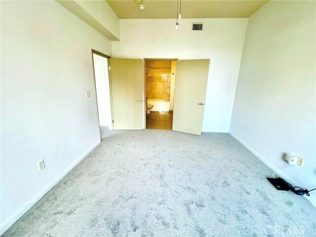 Foto del edificio - 388 E Ocean Blvd