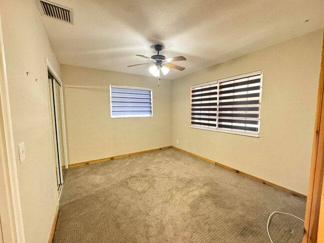 Foto del edificio - 8341 Sunset Dr