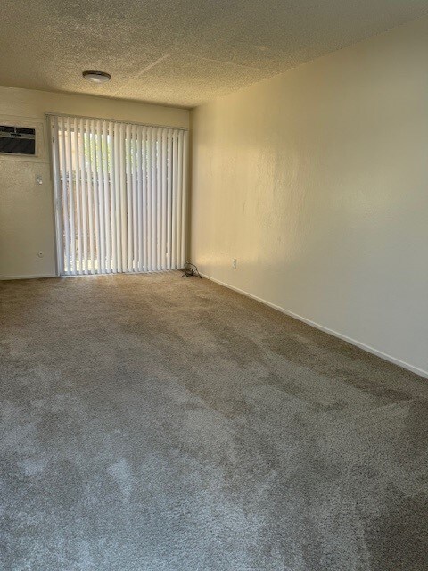 Foto principal - 3240 W St