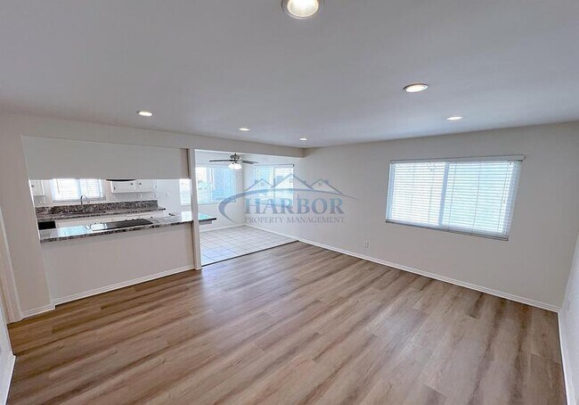 Building Photo - 1107 Opal St