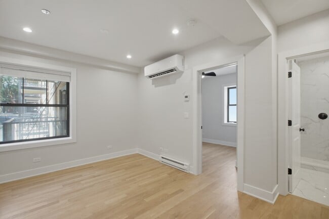 Building Photo - 2237 N Bissell St