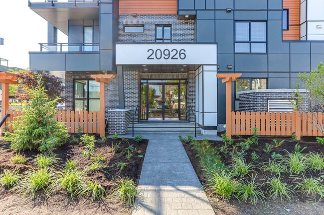 Building Photo - 8233 208B St