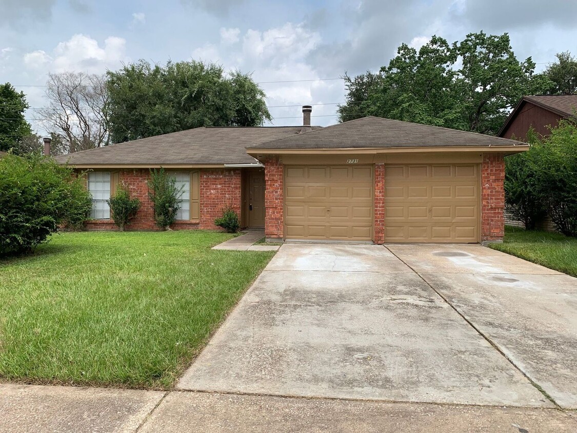 Foto principal - Nice 4 Bed Room Home in North Houston Area