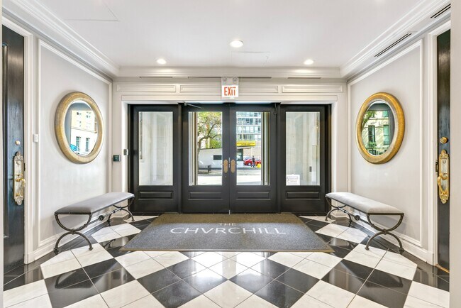 Foto del edificio - 1255 N State Pkwy